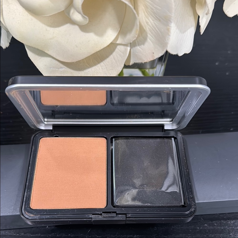 Make Up For ever Matte Velvet Burring Powder Foundation R540 Medium Tan